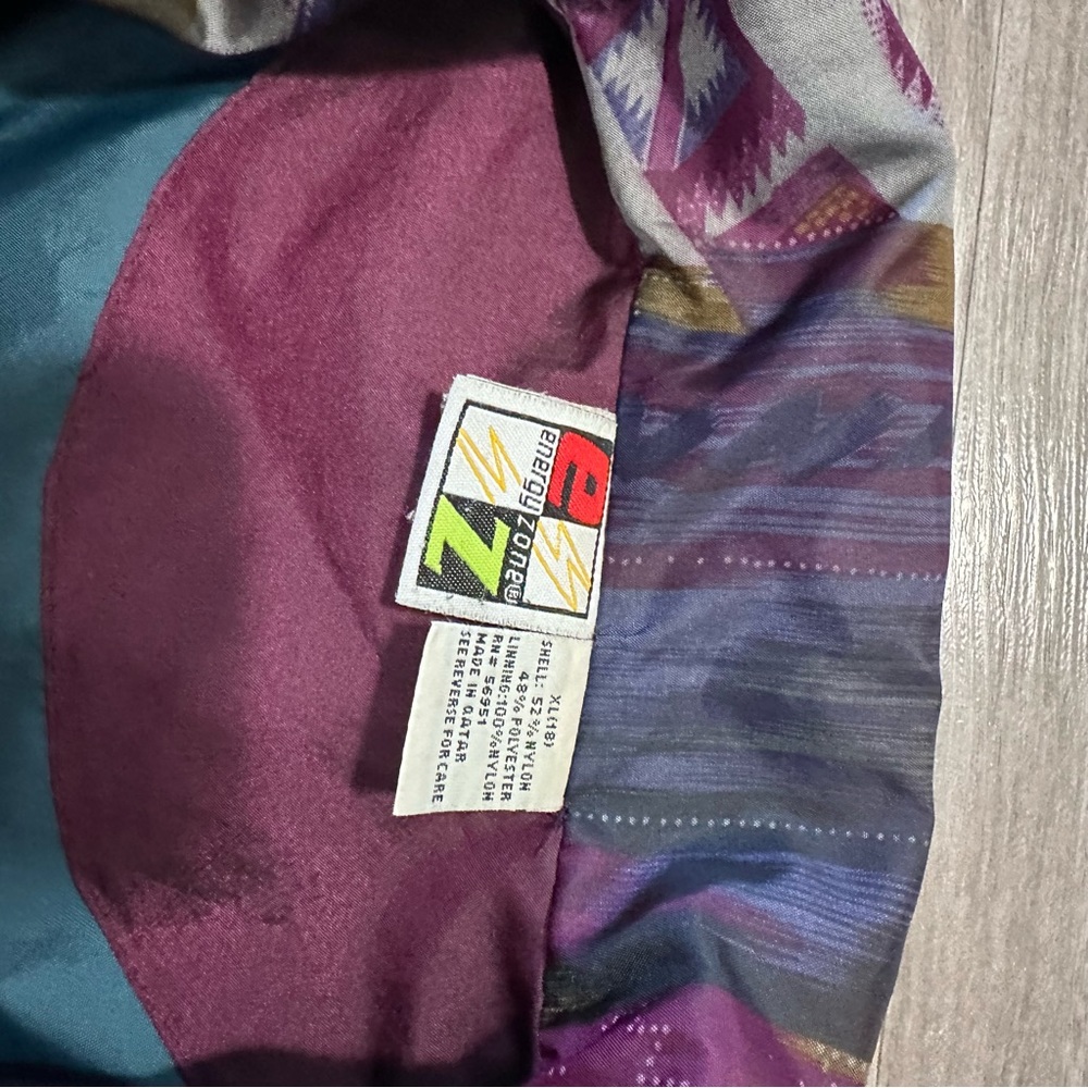 Energy Zone Windbreaker View 6